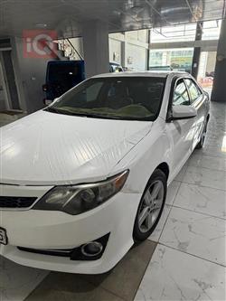 تۆیۆتا کامری